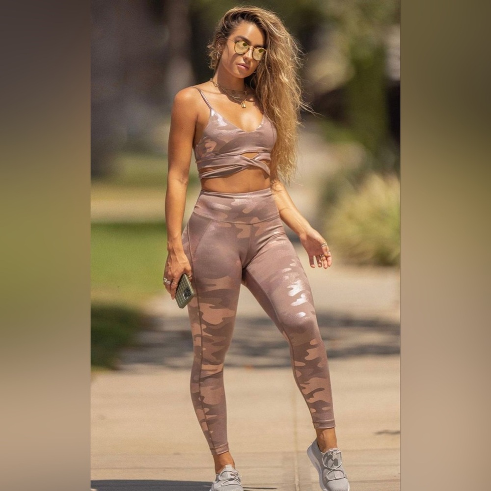 NWT Pink Sports Bra and Leggings